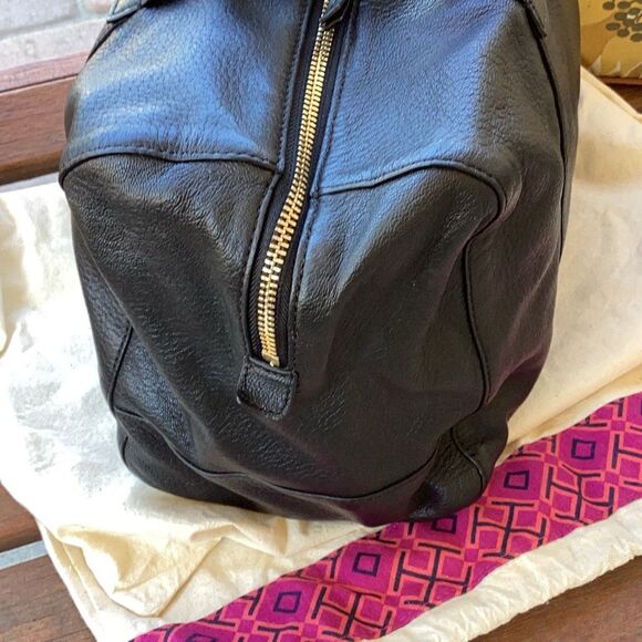 Tory Burch Black Leather Boston Handbag Purse Top Handle W/ Dust Bag - Picture 6 of 15
